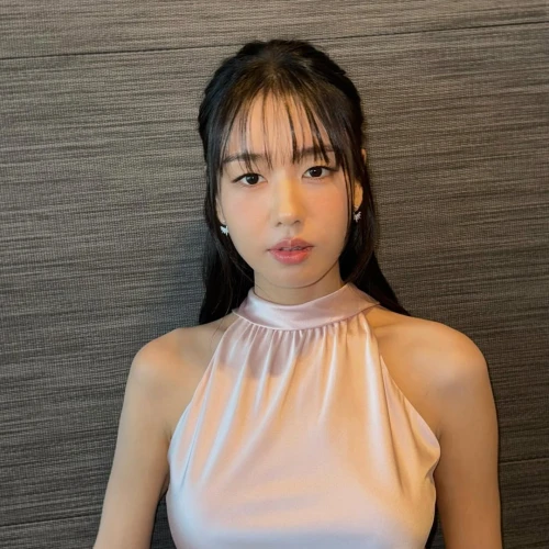 6 Fakta Menarik Ahn Eun Jin