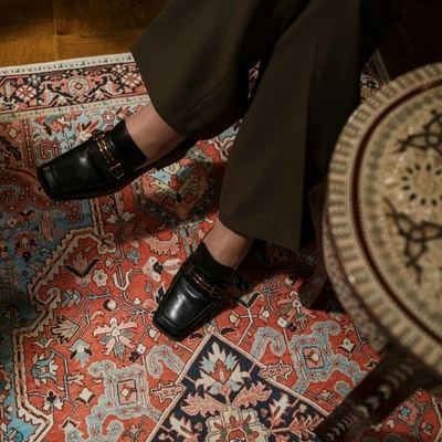 6 Cara Merawat Sepatu Kulit Agar Tahan Lama