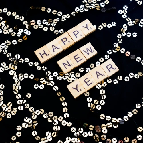 25 Ucapan Tahun Baru untuk Sahabat Baik