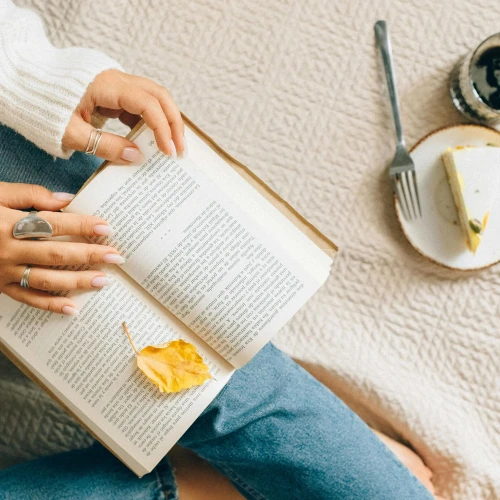 These Will Make You Feeling Cozy, Rekomendasi Buku yang Nyaman Dibaca untuk Liburan