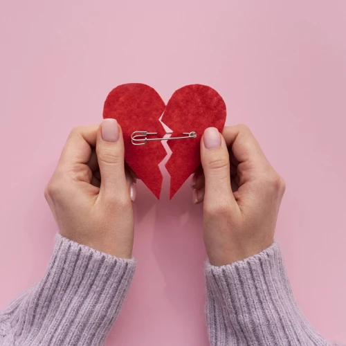 31 Kutipan tentang Patah Hati untuk Temani Kamu Saat Move On