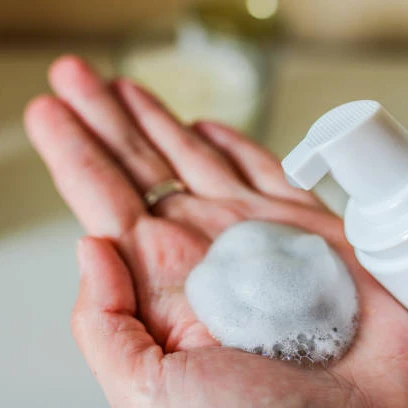 Kenali Jenis-jenis Pembersih Wajah, Mana yang Paling Cocok untuk Kulitmu?