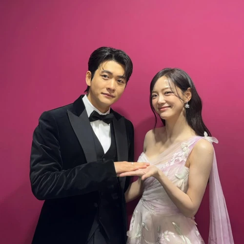 7 Aktor Tampan yang Pernah Menjadi Lawan Main Kim Sejeong