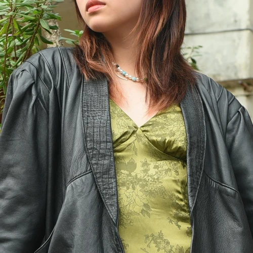 5 Warna Terbaik untuk Kulit Warm Undertone!