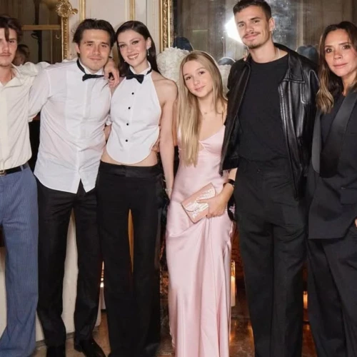 Drama Keluarga Beckham Terungkap, Ini Timeline Hubungan Brooklyn dan Orang Tuanya