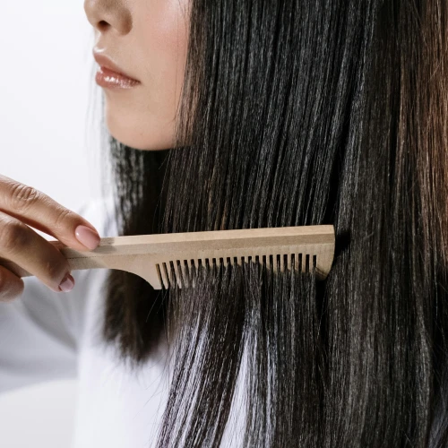 Cara Mencuci Rambut yang Tepat agar Tidak Lepek & Berminyak