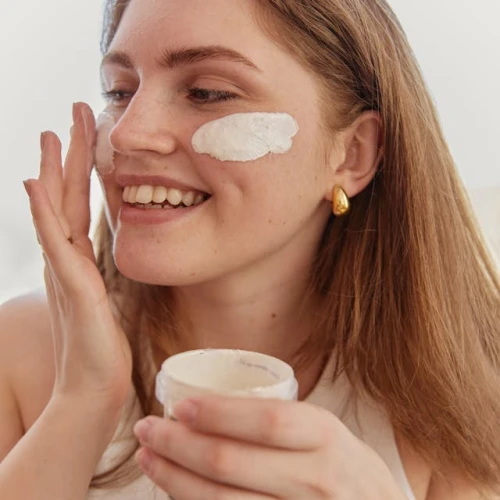 Cara Menggunakan Moisturizer