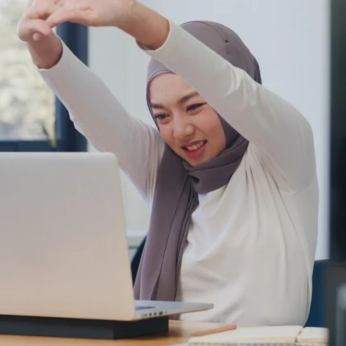 5 Tips Menjaga Energi Tetap Stabil di Hari yang Padat