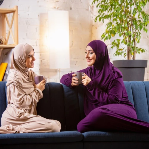 6 Tipe Orang yang Selalu Ada di Acara Bukber, Kamu yang Mana?