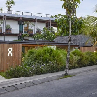 On Buka Pop-Up Store di Bali, Hadirkan Visual Estetik dan Kegiatan Olahraga