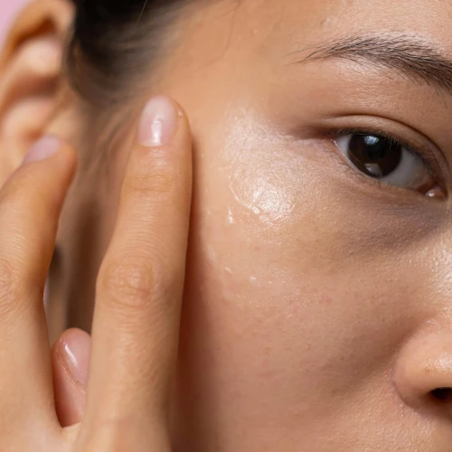 Hati-hati, Ini Kebiasaan yang Membuat Pori-pori Kulit Terlihat Membesar