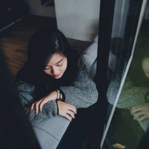 Cara Menghilangkan Rasa Cemburu yang Berlebihan