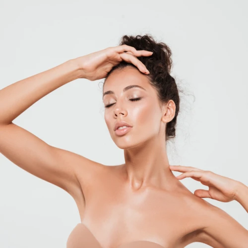 Dapatkan Kulit Badan yang Halus dan Glowy dalam 5 Langkah Mudah Berikut!