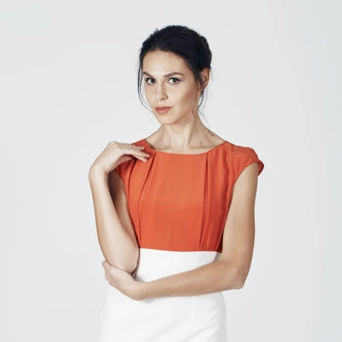 Tanpa Disadari, 5 Kesalahan Berpakaian Ini Bikin Kamu Terlihat Tua