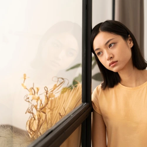 Kenapa Kita Terus Memikirkan Hal yang Sudah Berlalu?