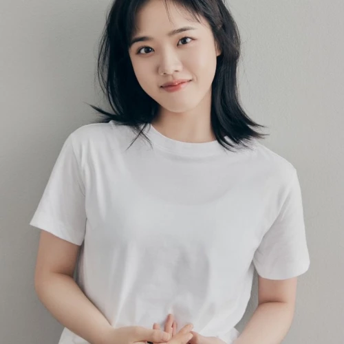 Perjalanan Karier Kim Hyang Gi Sejak Menjadi Aktris Cilik