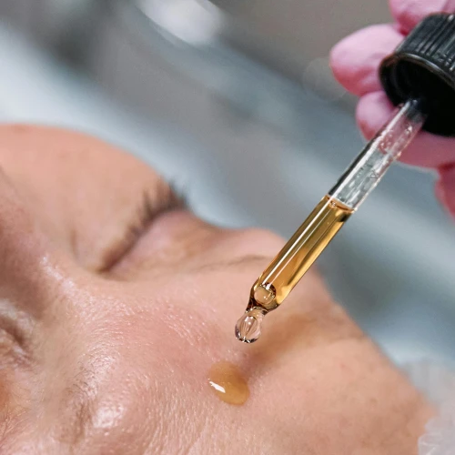 Wajib Tahu, Ini Manfaat Kandungan PDRN dalam Skincare…