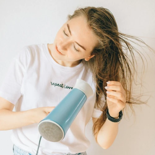 Tips Memilih Hair Dryer yang Tepat