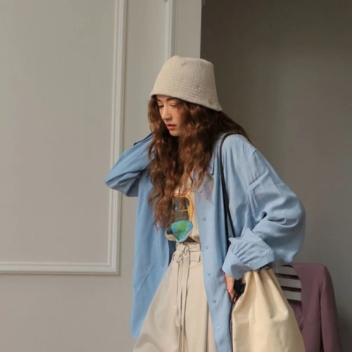 Trik Memakai Warna Lembut Tanpa Terlihat Terlalu Girly