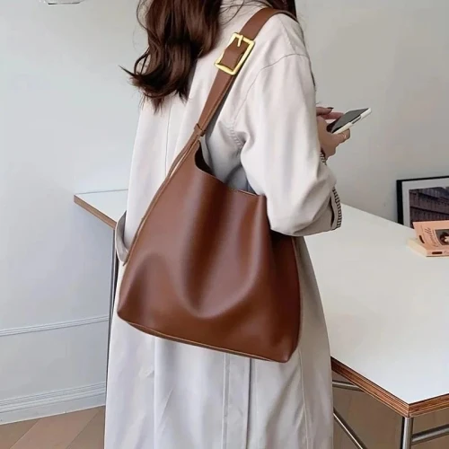 Cara Merawat Tas Bahan Vegan Leather Agar Tidak Cepat Mengelupas