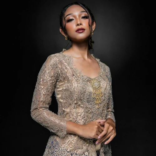 Cara Merawat dan Menyimpan Kebaya