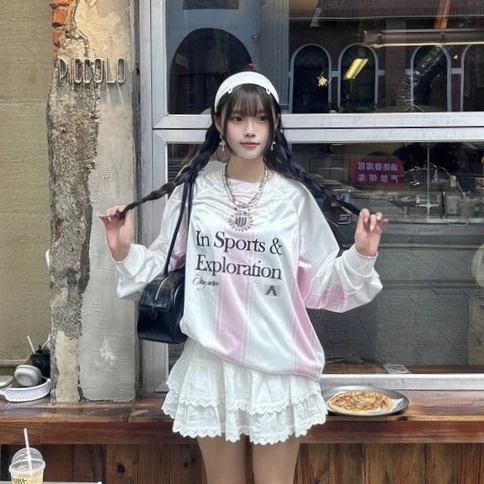 Tren Jersey sebagai Outfit Sehari-hari, Ini yang Perlu Diketahui