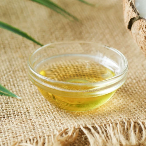 Bersihkan Gigi Lebih Bersih, Ini Tips & Trick Oil Pulling!