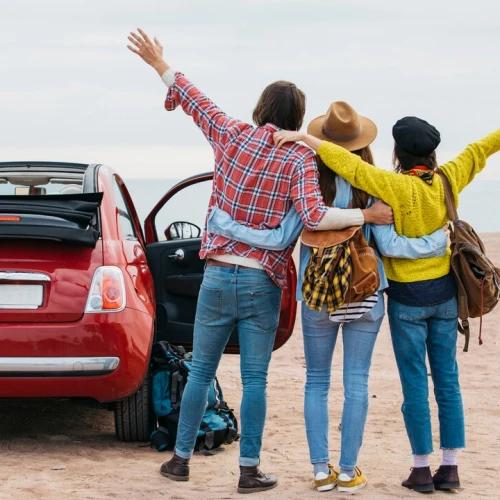 Liburan Bareng atau Solo Traveling, Mana yang Lebih Cocok?