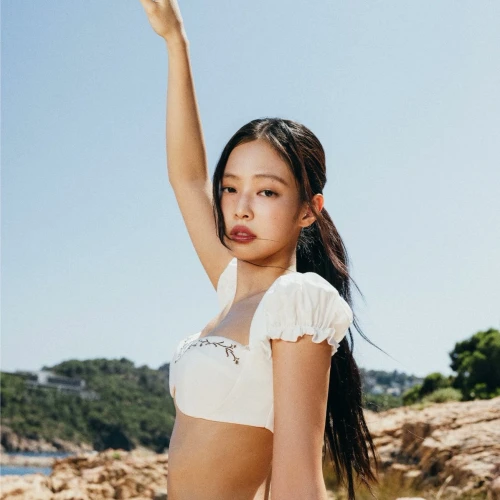Fakta Menarik Single Baru JENNIE 'Less Than a LOVER'