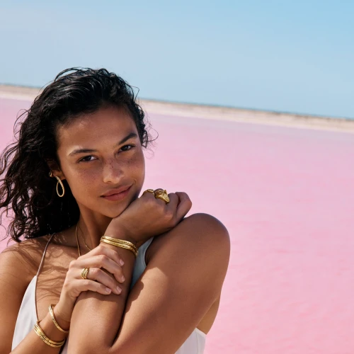 Pandora Essence dan Pandora Moments, Koleksi Perhiasan Terbaru untuk Musim Panas