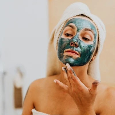 Deretan Masker Wajah yang Cocok untuk Kulit Berjerawat