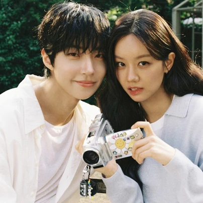 Deretan Lawan Main Hyeri di Drama Korea