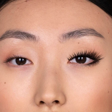 Cara Melepas Cluster Lashes Agar Bulu Mata Tidak Cepat Rontok