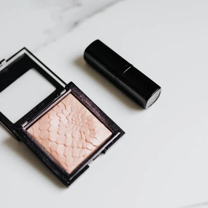 7 Kesalahan dalam Menyimpan Makeup yang Sering Tidak Kita Sadari!