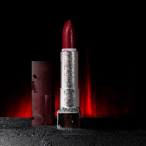 Rekomendasi Lipstik Berwarna Bold untuk Halloween