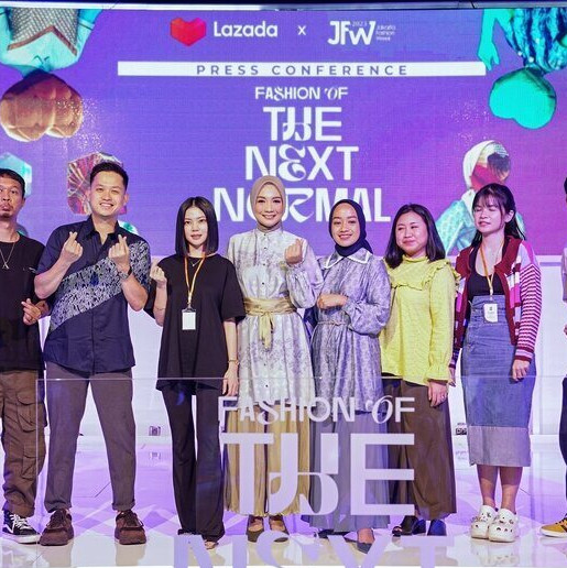 Lazada Gandeng 8 Desainer Lokal untuk Jakarta Fashion Week 2023