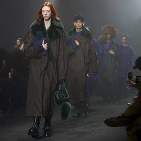 Karya Pertama Daniel Lee Untuk Burberry Fall/Winter 2023