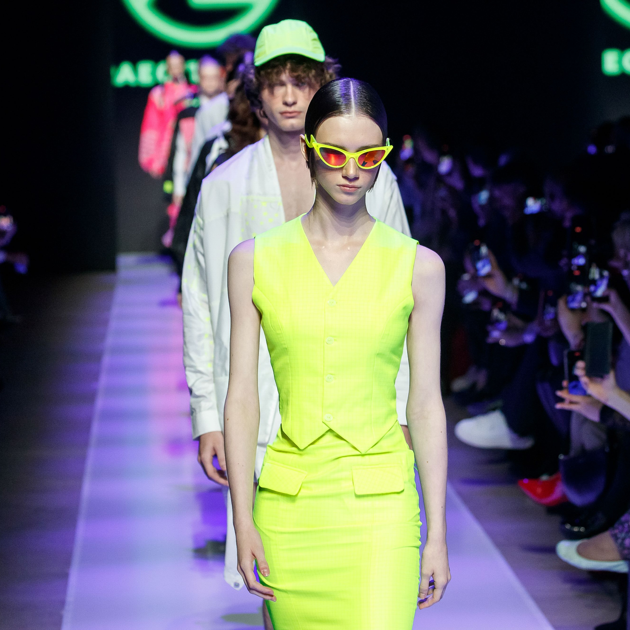 5 Tren Rok yang Mencuri Perhatian dari Moscow Fashion Week, Ada Karya Desainer Indonesia