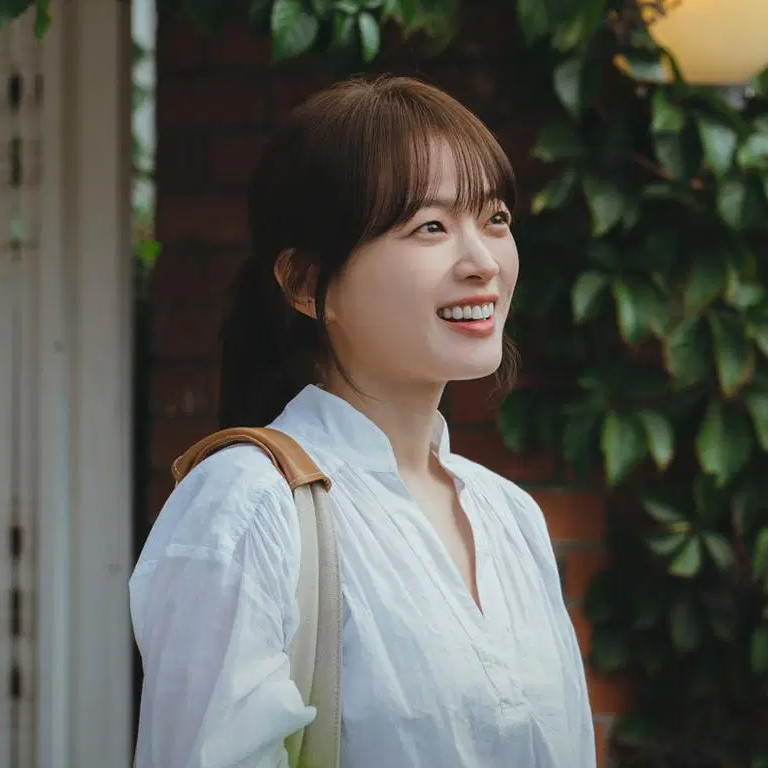 Rekomendasi Film dan Drama Korea Terbaik Chun Woo Hee