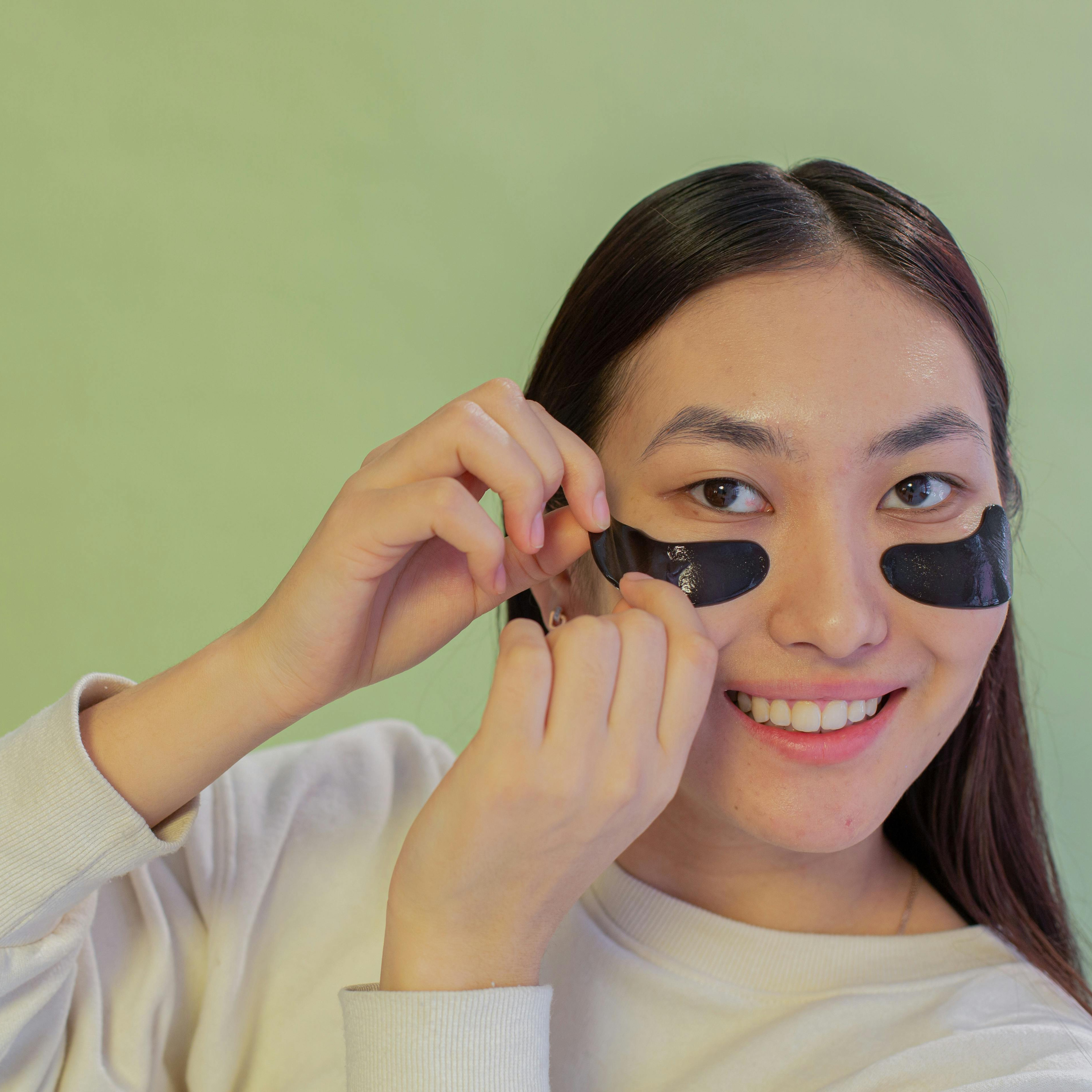 Cara Mengatasi Dark Circles agar Wajah Kelihatan Segar