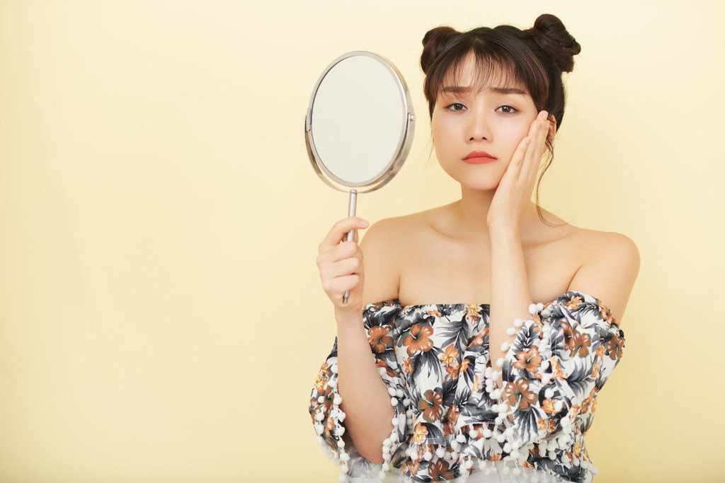 6 Tanda Kulitmu Tidak Cocok Dengan Perawatan Skincare Baru