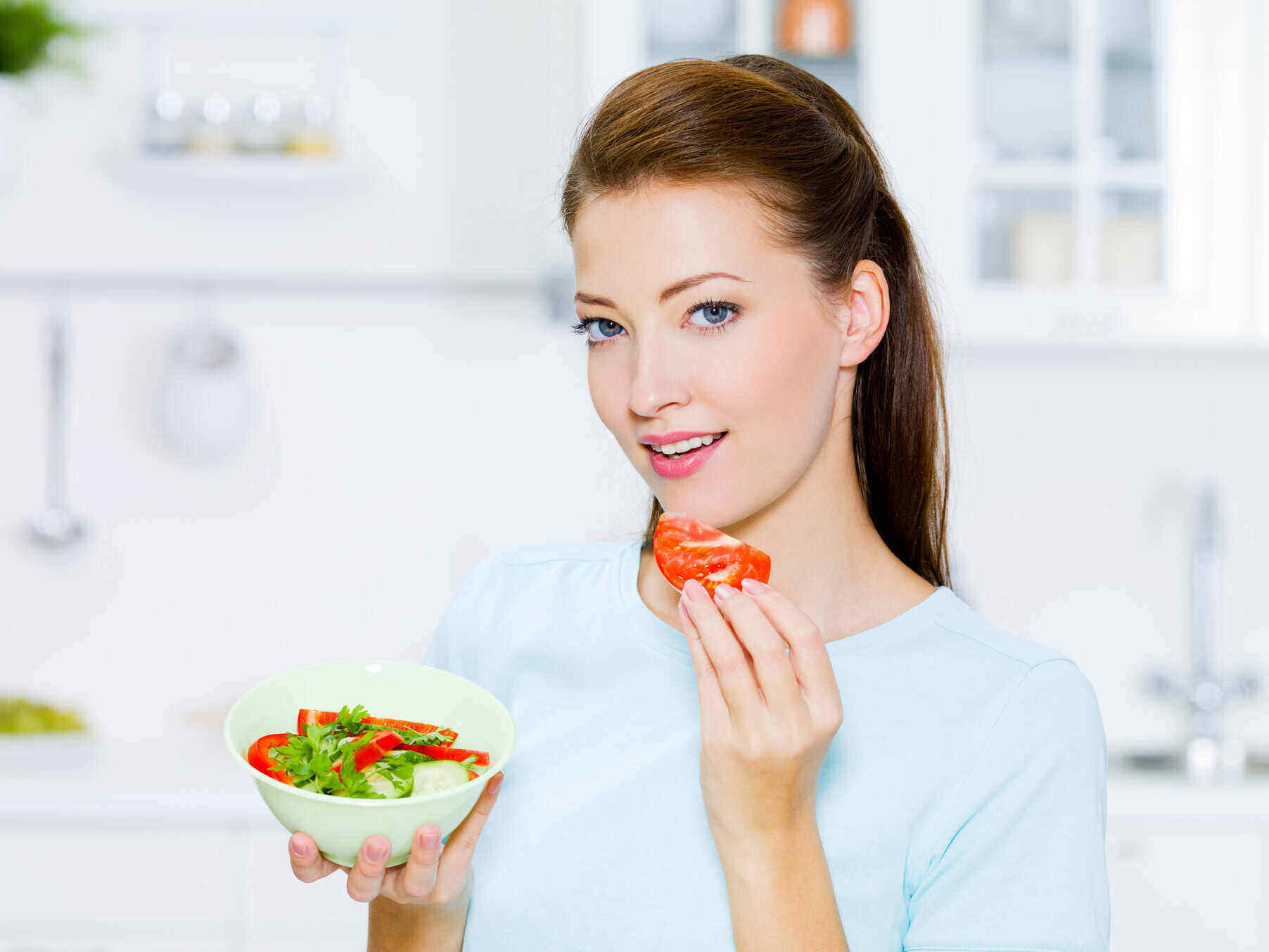  8 Bahan Makanan Ini Bisa Bantu Tunda Proses Penuaan Kamu