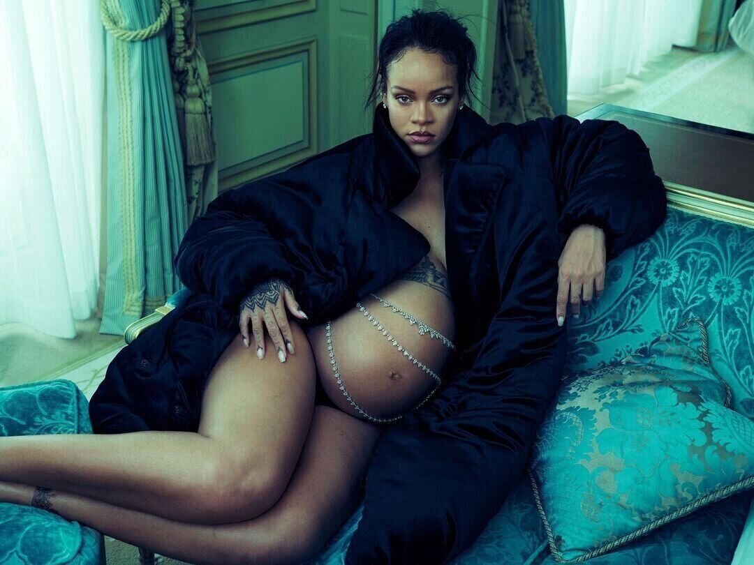 Rihanna Tetap Jadi Spotlight Meski Tidak Hadir di Met Gala 2022