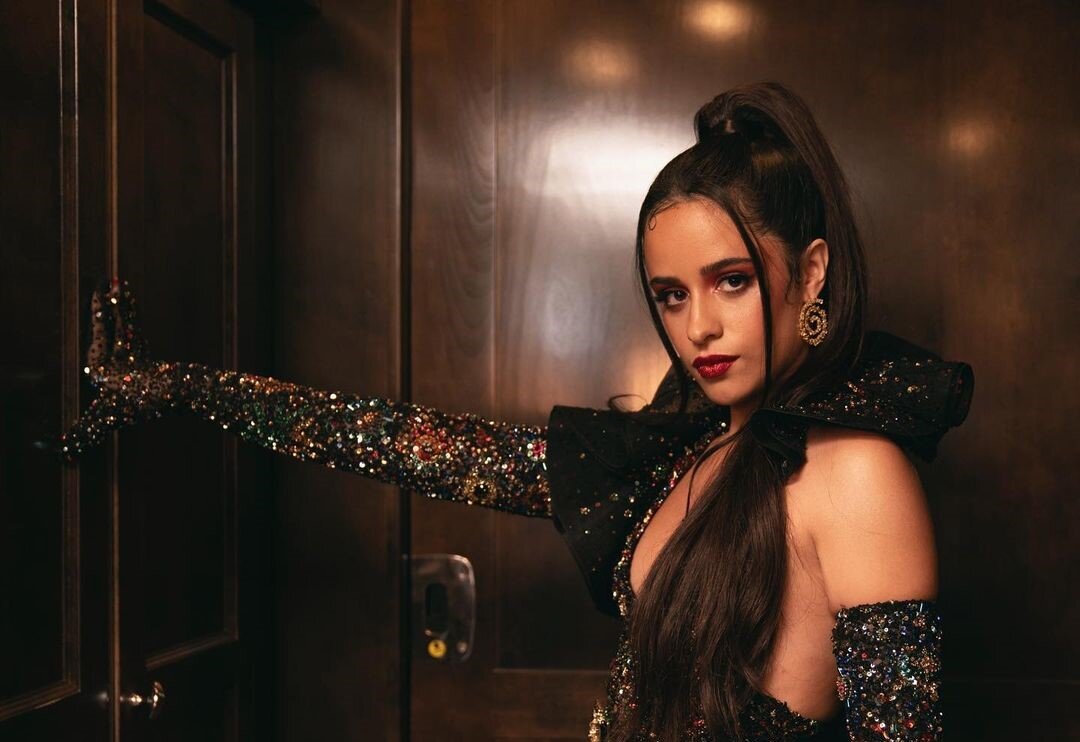 Camila Cabello Gandeng Ed Sheeran di Single Berjudul "Bam Bam"