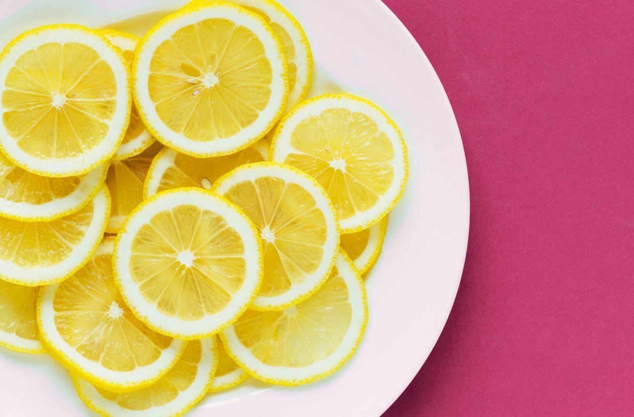 Cara Membersihkan Komedo dengan Garam dan Lemon
