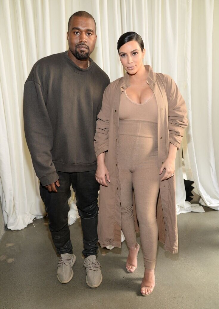 Kim Kardashian Resmi Mengajukan Gugatan Cerai Dengan Kanye West