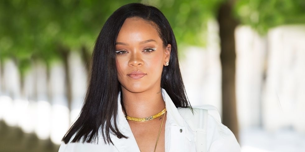 Rihanna Dikabarkan Akan Luncurkan Brand Mewah Miliknya