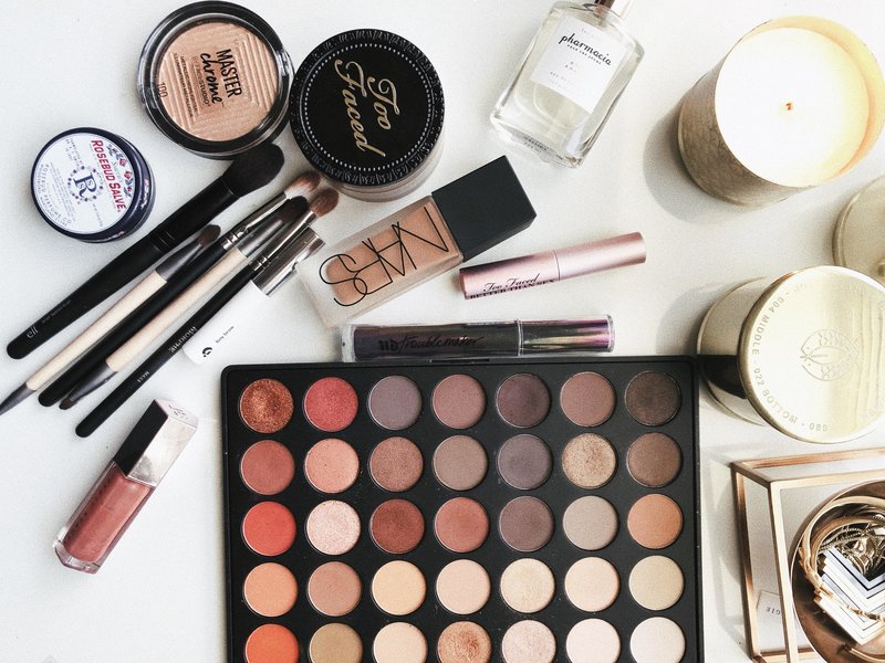 Ini Ciri-ciri Beauty Hoarder! Apa Kamu Salah Satunya?