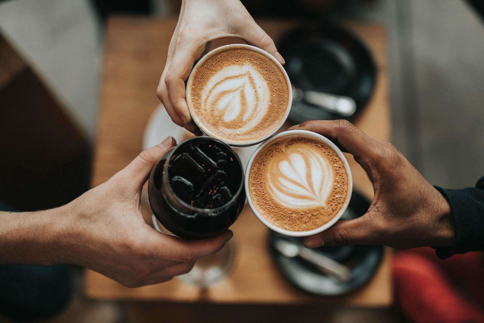 5 Coffee Shop di Bandung yang Bikin Betah untuk Nongkrong