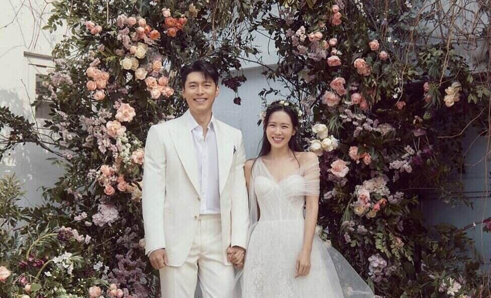 Agensi Bagikan Momen Bahagia Pernikahan Hyun Bin & Son Ye-jin 
